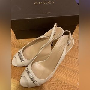 Gucci high heel sandals white leather with buckle